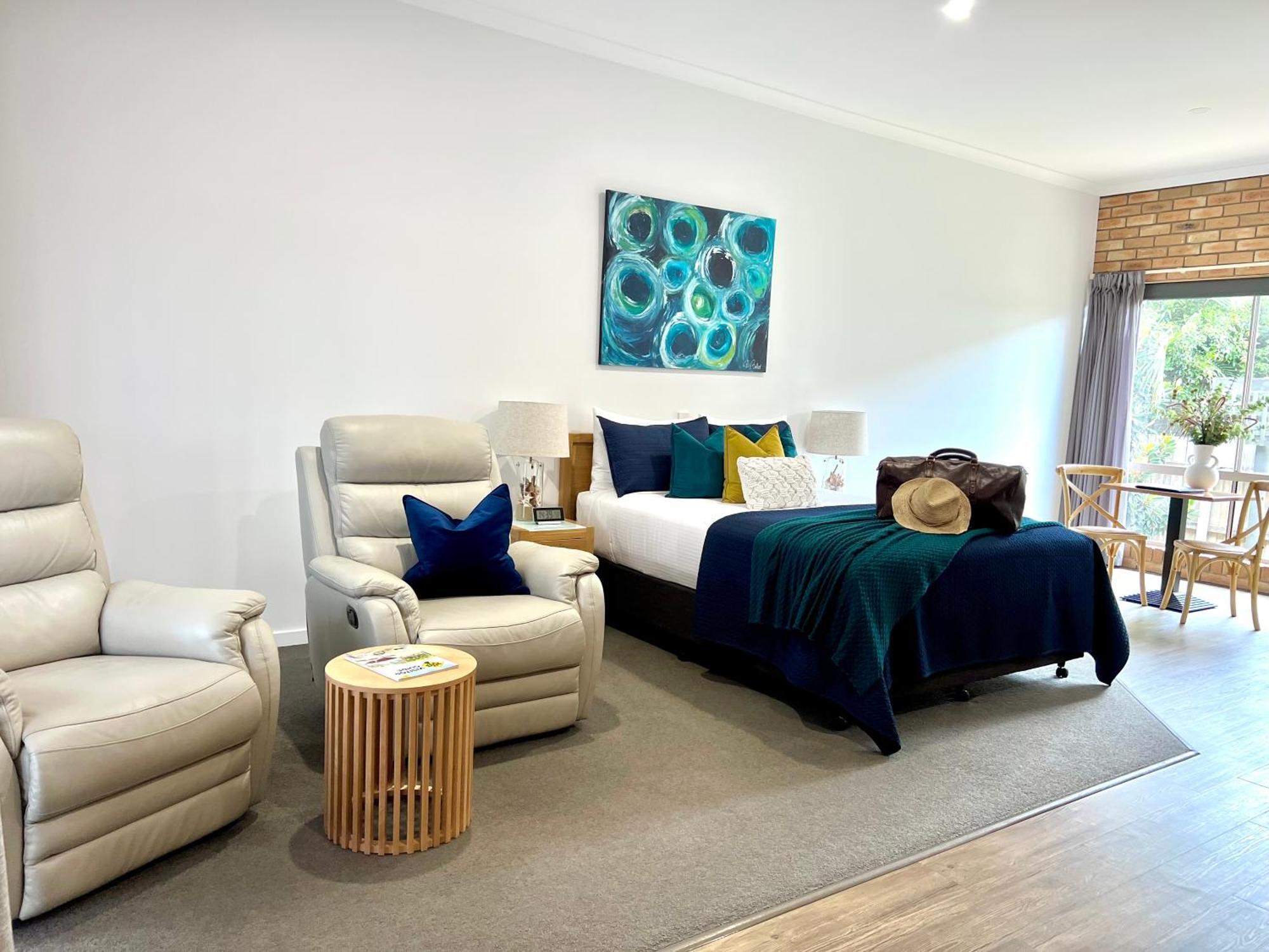 לייקס אינטרנס Coastal Waters Motor Inn מראה חיצוני תמונה